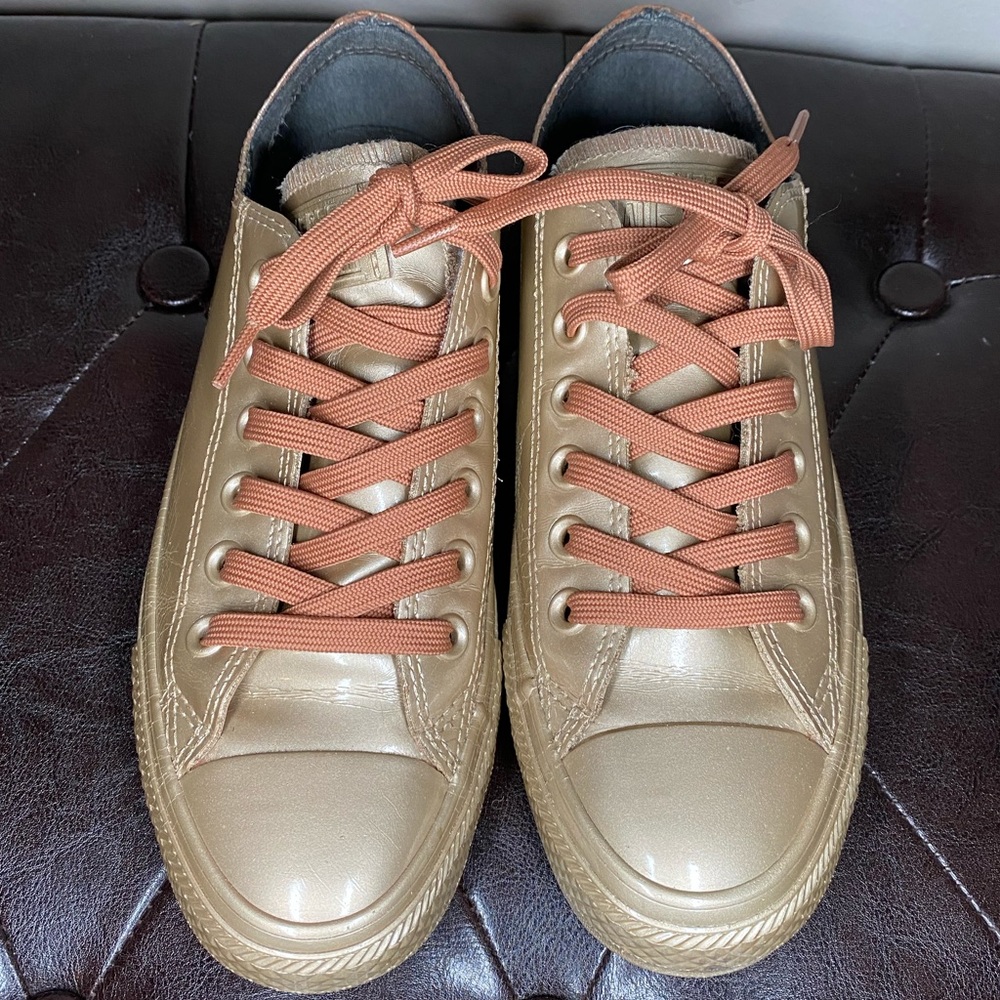 Patent converse